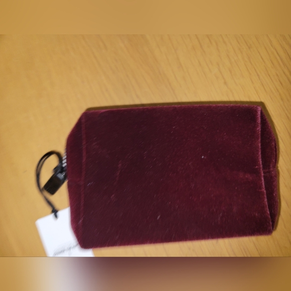 YSL Beaute Mini Cosmetics Case in Velvety Maroon - Picture 6 of 10